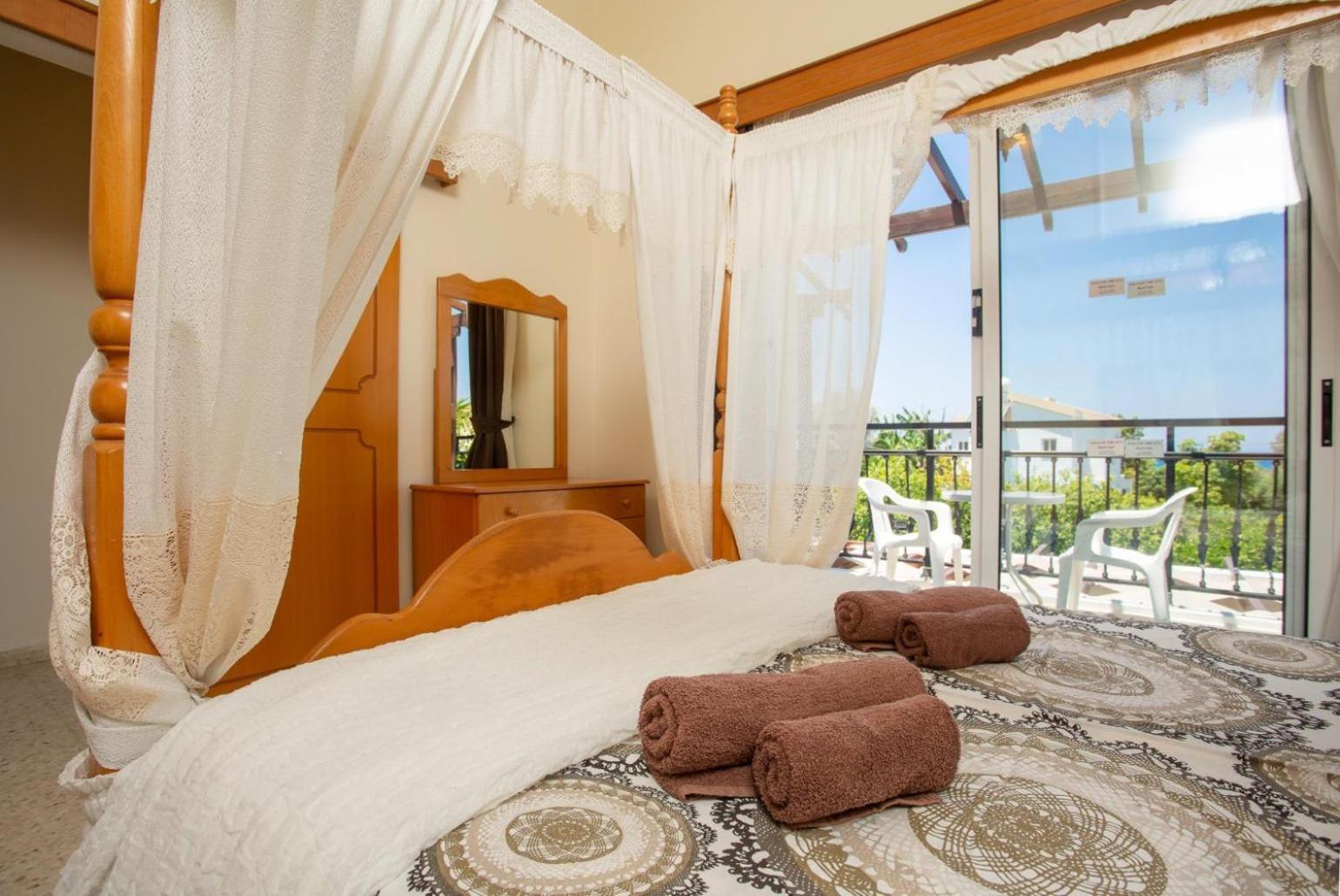 Sun Beach Villa Thio 폴리스 외부 사진