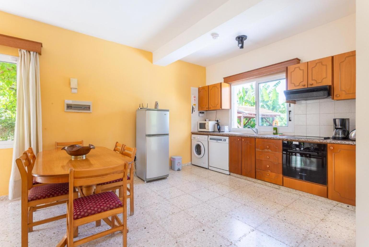 Sun Beach Villa Thio 폴리스 외부 사진